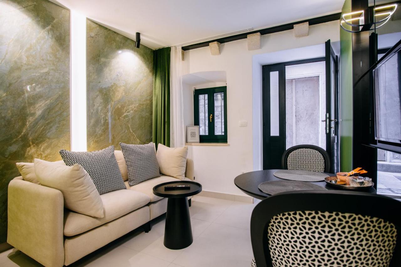 Appartement Old Town 2 *